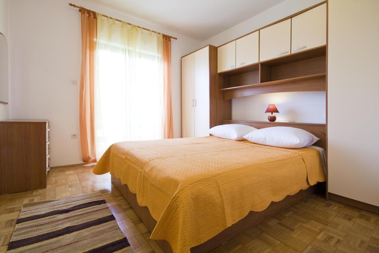 Apartments Valentina-B Nin Bagian luar foto
